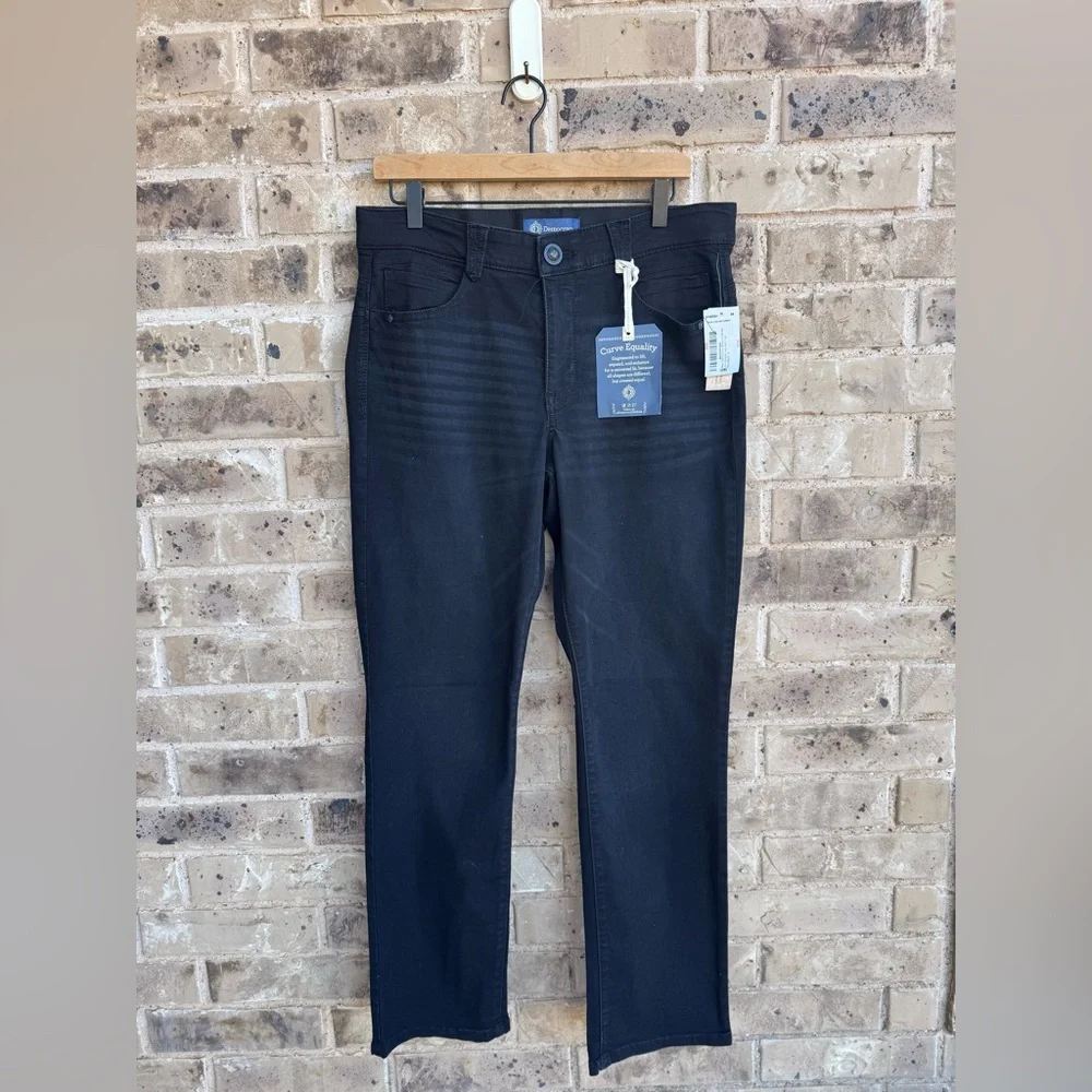 NWT Democracy Black Denim Steaight Leg Jeans Size 12 - Picture 1 of 9